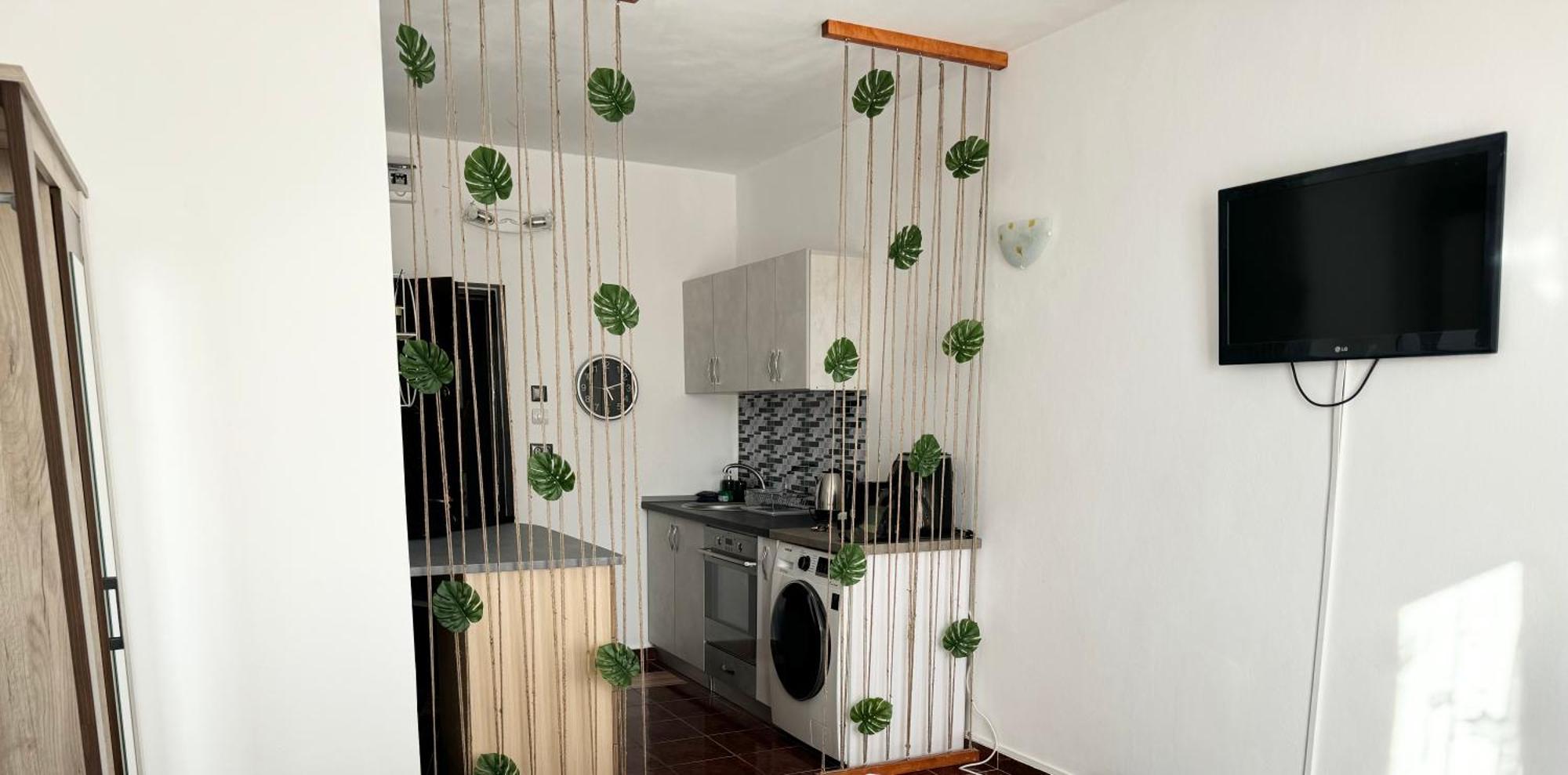 Garsoniera Saturn Apartment มันกาเลีย ภายนอก รูปภาพ